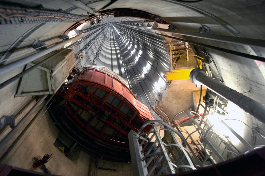 laboratoire-souterrain-de-meusehaute-marne_29372469113_o.jpg visual of an undergroud laboratory in meusehaute