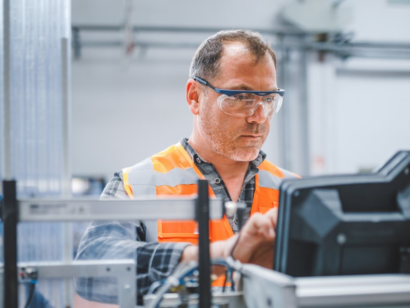 socotec-verification-equipement-usine-maintenance