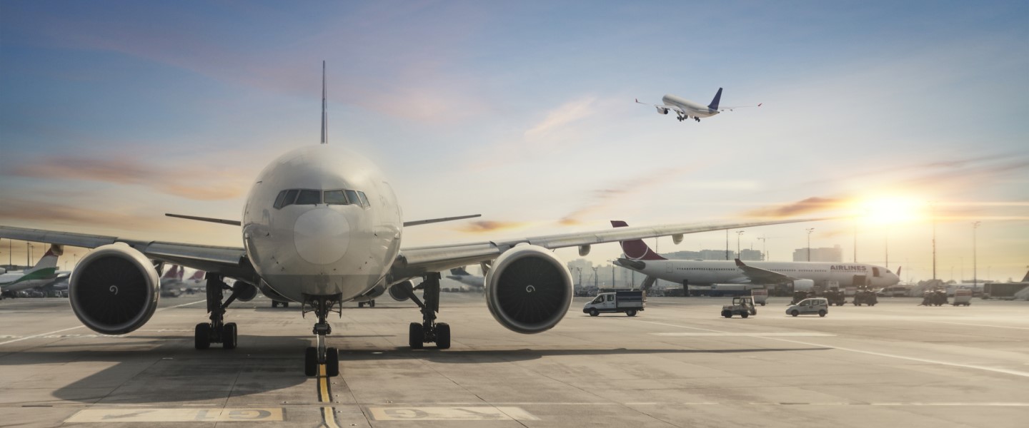 avion-aeroport.jpg